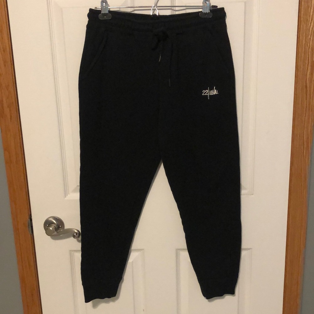 22fresh black unisex sweatpants